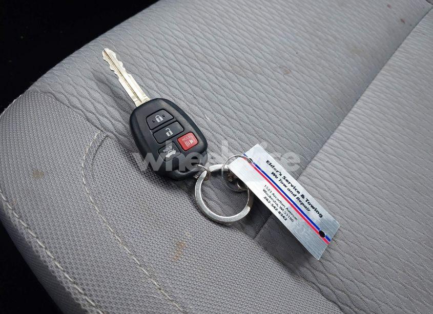 Photo 11 of 2016 Toyota Corolla LE (VIN 2T1BURHE3GC678243)