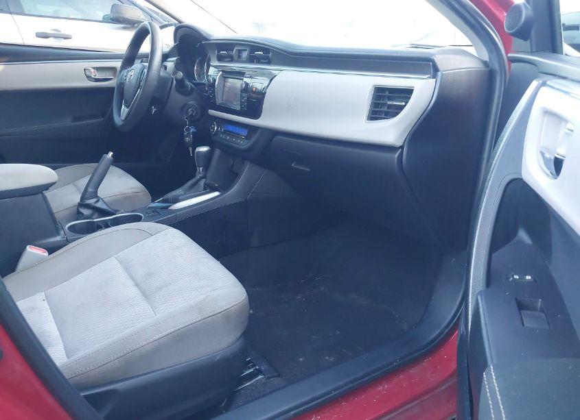 Photo 5 of 2016 Toyota Corolla LE (VIN 2T1BURHE3GC688822)