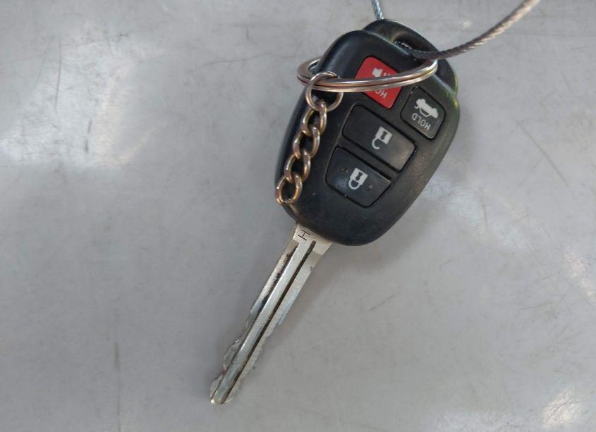 Photo 11 of 2016 Toyota Corolla LE (VIN 2T1BURHE3GC719437)