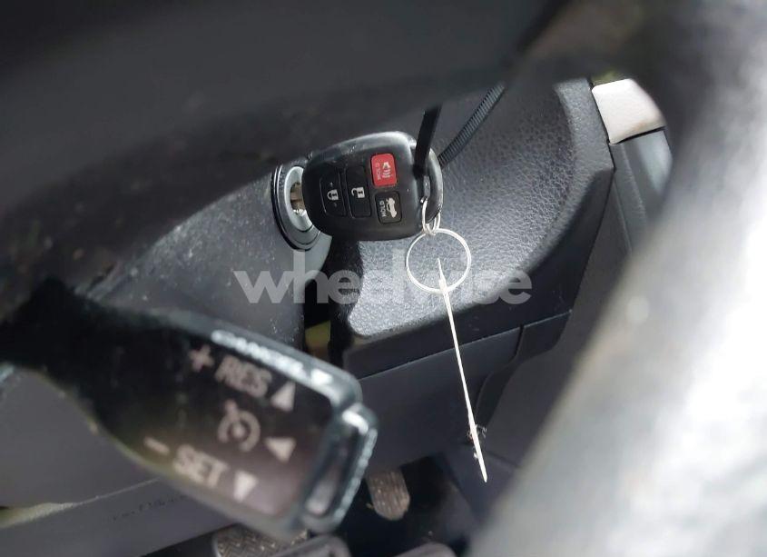 Photo 11 of 2016 Toyota Corolla LE (VIN 2T1BURHE3GC731068)