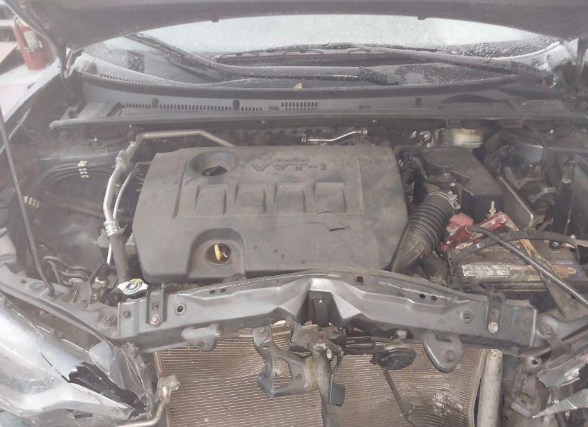 Photo 10 of 2016 Toyota Corolla LE (VIN 2T1BURHE3GC736481)