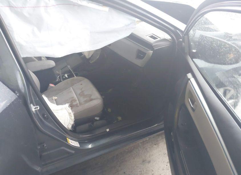 Photo 5 of 2016 Toyota Corolla LE (VIN 2T1BURHE3GC742894)