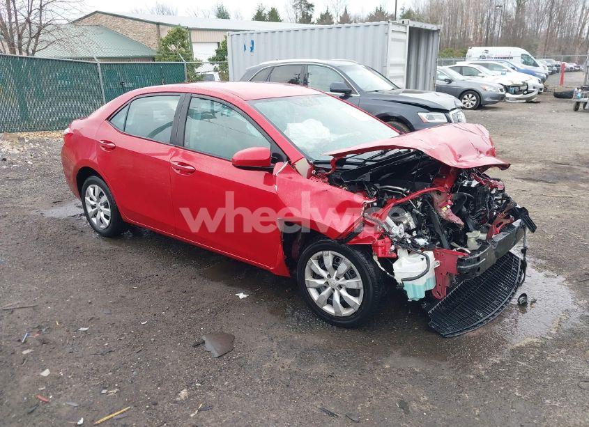 2016 Toyota Corolla LE (VIN 2T1BURHE3GC746055) main photo