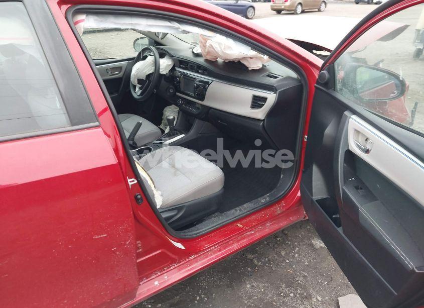 Photo 5 of 2016 Toyota Corolla LE (VIN 2T1BURHE3GC746055)