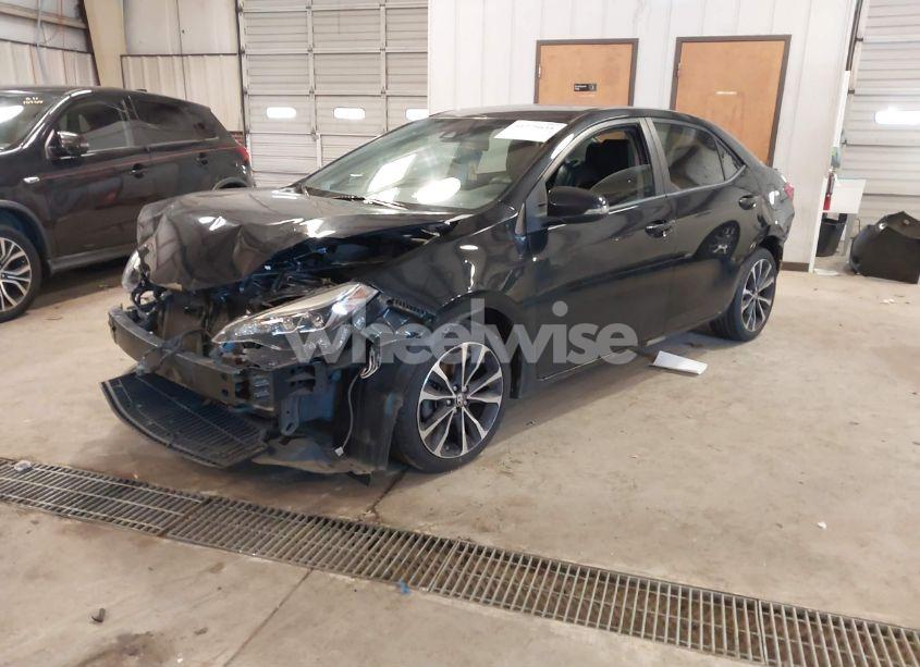 Photo 2 of 2017 Toyota Corolla SE (VIN 2T1BURHE3HC755579)