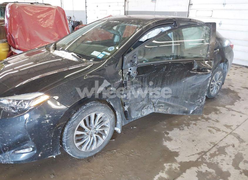 Photo 6 of 2017 Toyota Corolla XLE (VIN 2T1BURHE3HC760135)