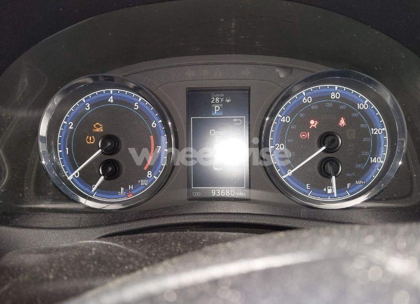 Photo 7 of 2017 Toyota Corolla XLE (VIN 2T1BURHE3HC760135)