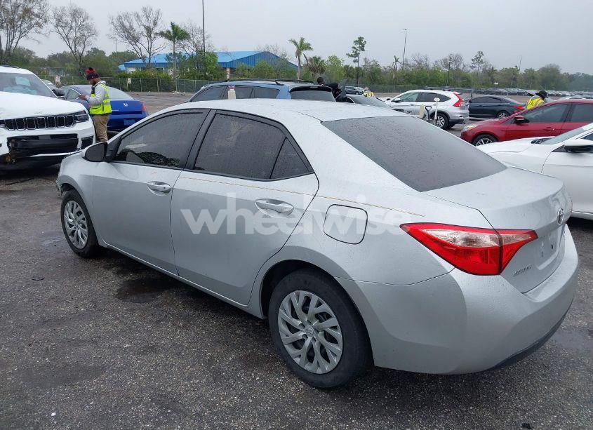 Photo 3 of 2017 Toyota Corolla LE (VIN 2T1BURHE3HC763634)