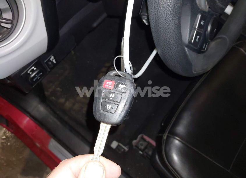 Photo 11 of 2017 Toyota Corolla LE (VIN 2T1BURHE3HC768820)