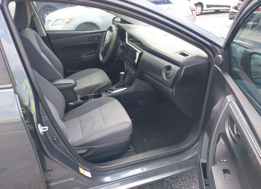 Photo 5 of 2017 Toyota Corolla L (VIN 2T1BURHE3HC776318)