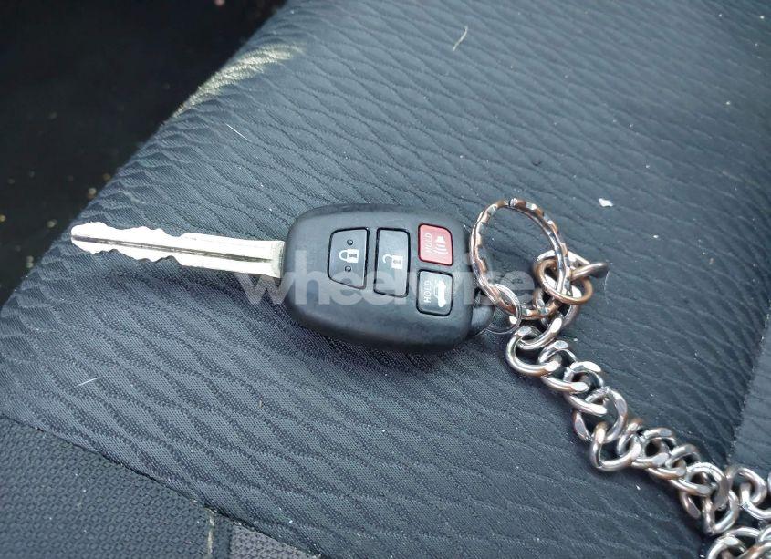 Photo 11 of 2017 Toyota Corolla LE (VIN 2T1BURHE3HC814999)