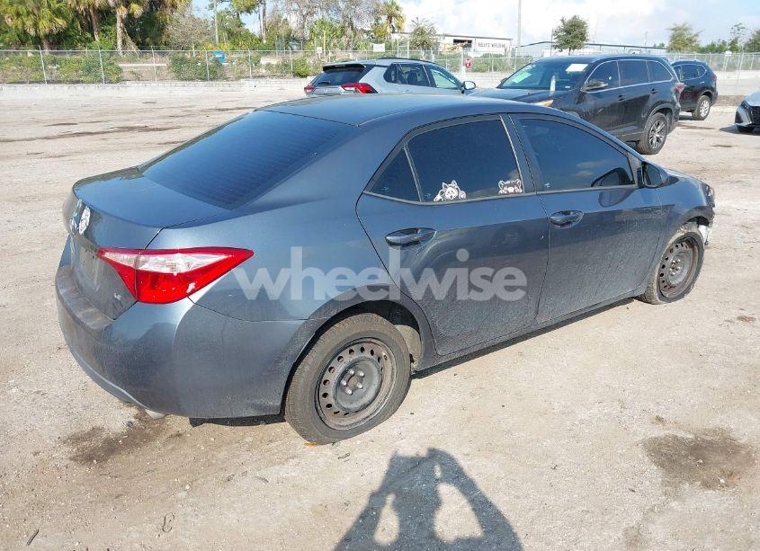 Photo 4 of 2017 Toyota Corolla LE (VIN 2T1BURHE3HC814999)