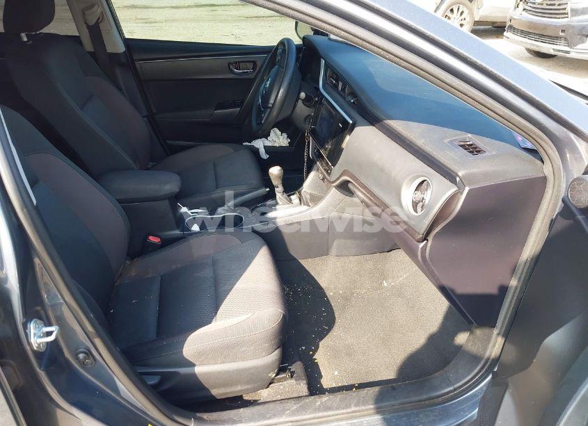 Photo 5 of 2017 Toyota Corolla LE (VIN 2T1BURHE3HC814999)