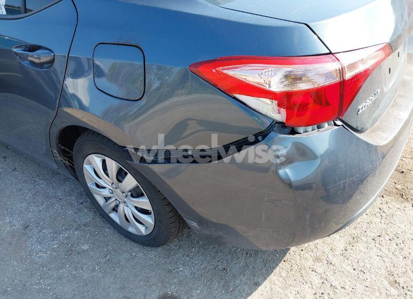 Photo 6 of 2017 Toyota Corolla LE (VIN 2T1BURHE3HC814999)