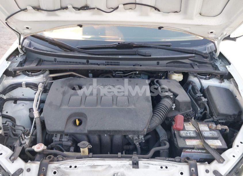 Photo 10 of 2017 Toyota Corolla SE (VIN 2T1BURHE3HC819135)