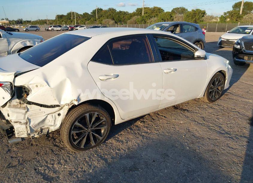 Photo 4 of 2017 Toyota Corolla SE (VIN 2T1BURHE3HC819135)