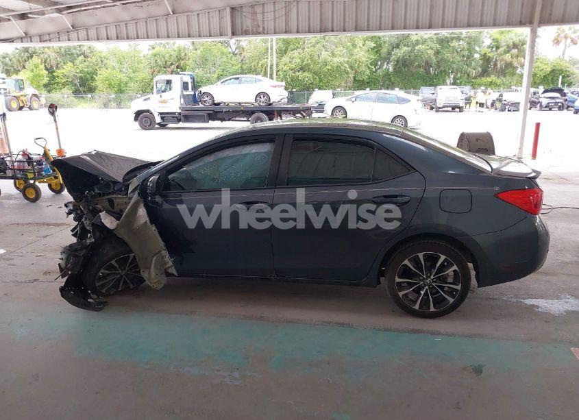 Photo 15 of 2017 Toyota Corolla SE (VIN 2T1BURHE3HC833729)