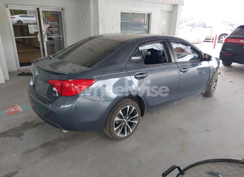 Photo 4 of 2017 Toyota Corolla SE (VIN 2T1BURHE3HC833729)