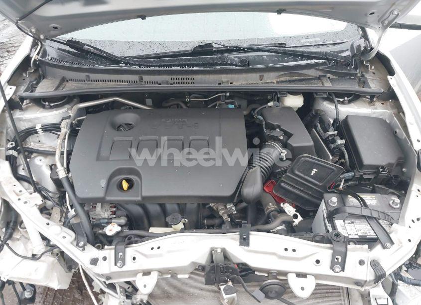 Photo 10 of 2017 Toyota Corolla XLE (VIN 2T1BURHE3HC841166)