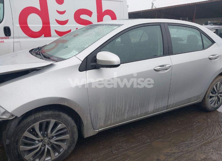 Photo 13 of 2017 Toyota Corolla XLE (VIN 2T1BURHE3HC841166)