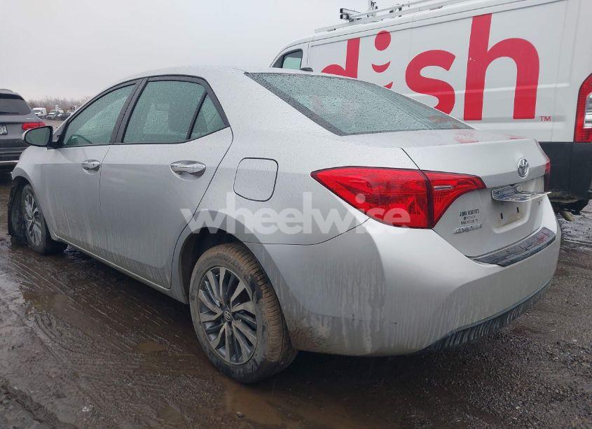 Photo 3 of 2017 Toyota Corolla XLE (VIN 2T1BURHE3HC841166)