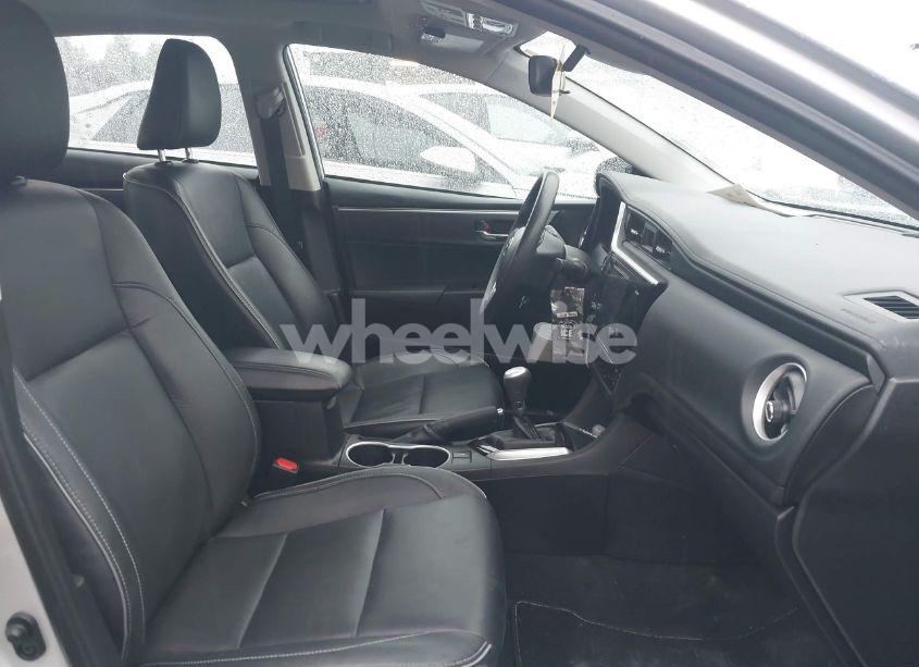 Photo 5 of 2017 Toyota Corolla XLE (VIN 2T1BURHE3HC841166)