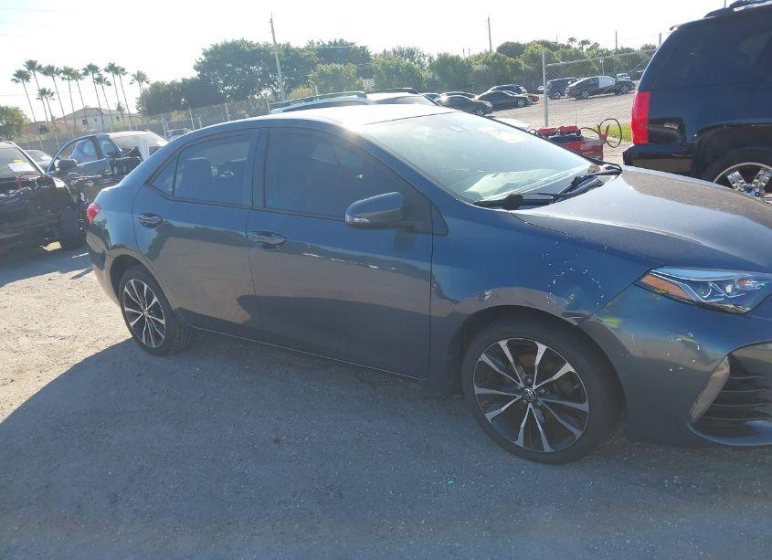 Photo 6 of 2017 Toyota Corolla SE (VIN 2T1BURHE3HC843631)