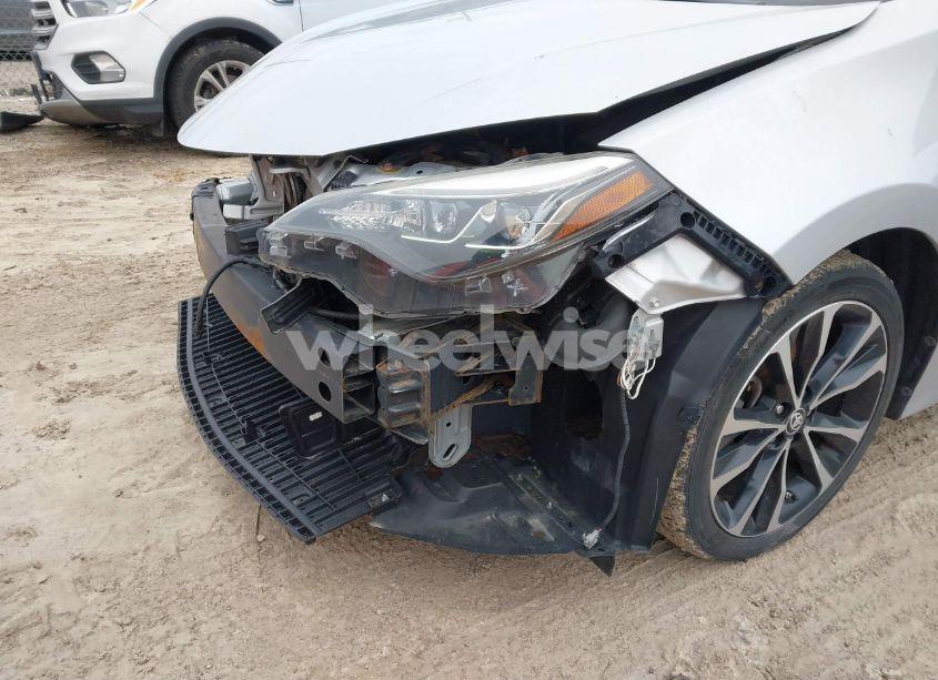 Photo 18 of 2017 Toyota Corolla SE (VIN 2T1BURHE3HC844410)