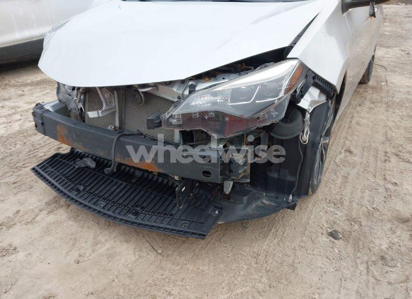 Photo 19 of 2017 Toyota Corolla SE (VIN 2T1BURHE3HC844410)