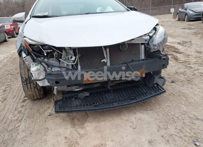 Photo 21 of 2017 Toyota Corolla SE (VIN 2T1BURHE3HC844410)