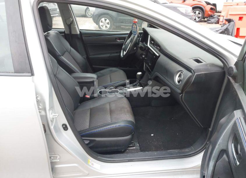 Photo 5 of 2017 Toyota Corolla SE (VIN 2T1BURHE3HC844410)