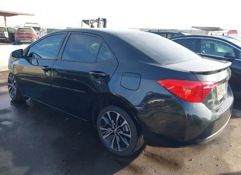 Photo 3 of 2017 Toyota Corolla SE (VIN 2T1BURHE3HC848215)