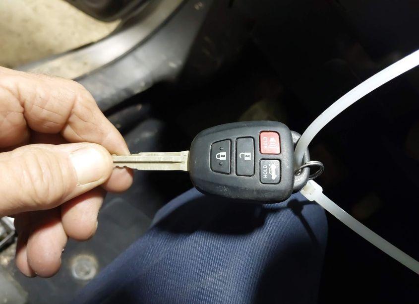 Photo 11 of 2017 Toyota Corolla SE (VIN 2T1BURHE3HC859599)