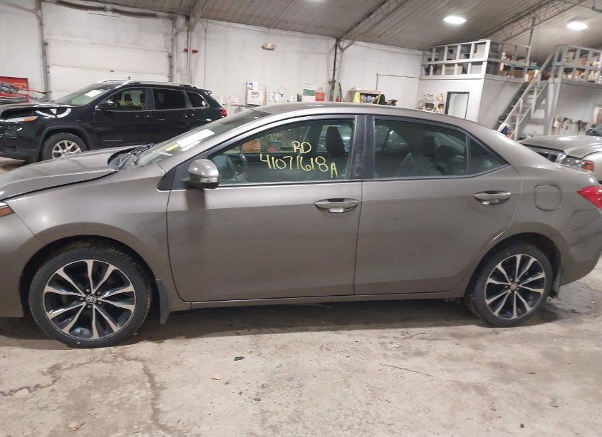 Photo 14 of 2017 Toyota Corolla SE (VIN 2T1BURHE3HC859599)