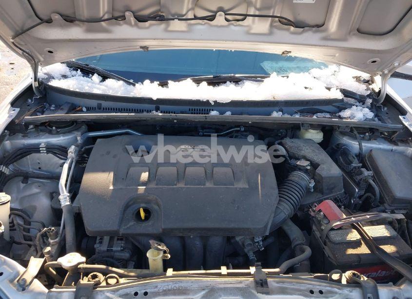 Photo 10 of 2017 Toyota Corolla SE (VIN 2T1BURHE3HC865418)