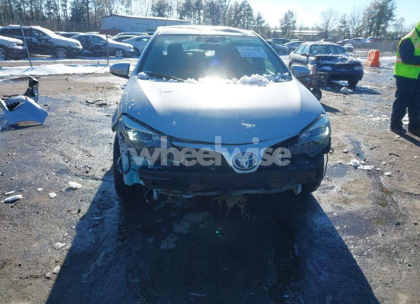 Photo 12 of 2017 Toyota Corolla SE (VIN 2T1BURHE3HC865418)