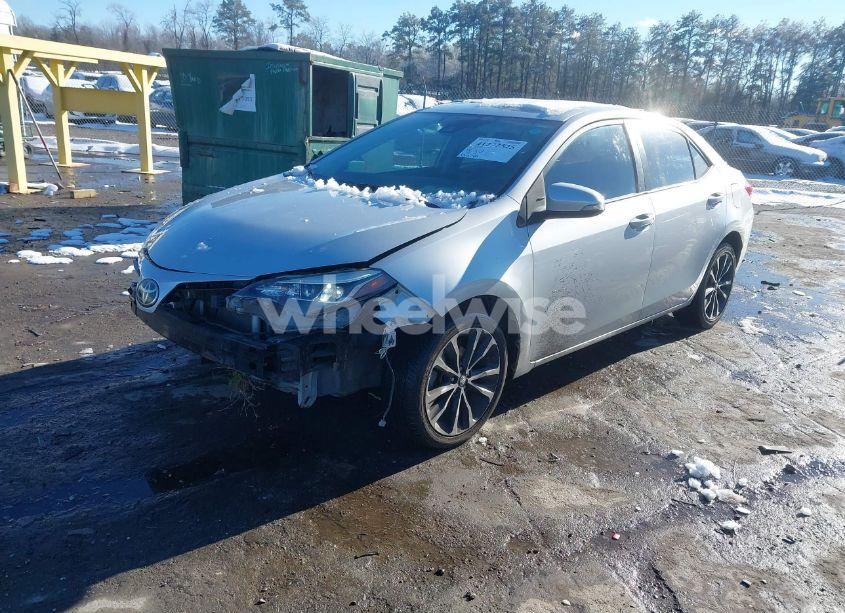 Photo 2 of 2017 Toyota Corolla SE (VIN 2T1BURHE3HC865418)