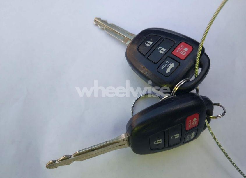 Photo 11 of 2017 Toyota Corolla LE (VIN 2T1BURHE3HC869842)