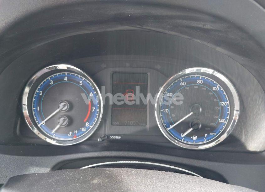 Photo 7 of 2017 Toyota Corolla LE (VIN 2T1BURHE3HC869842)