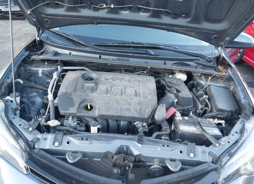 Photo 10 of 2017 Toyota Corolla LE (VIN 2T1BURHE3HC882977)