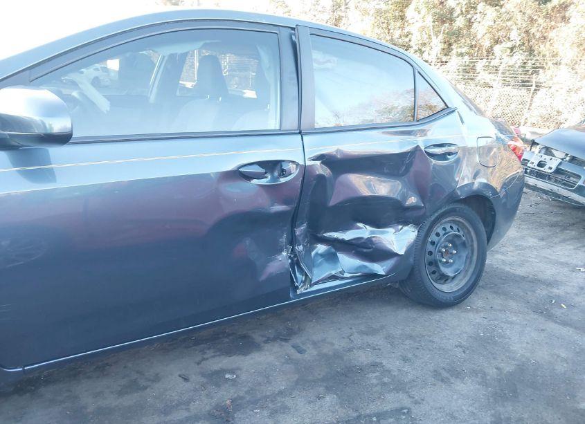 Photo 6 of 2017 Toyota Corolla LE (VIN 2T1BURHE3HC882977)