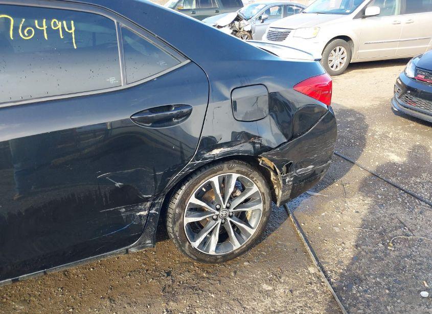 Photo 6 of 2017 Toyota Corolla SE (VIN 2T1BURHE3HC895115)