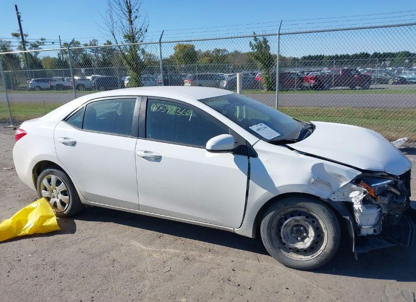 Photo 13 of 2017 Toyota Corolla LE (VIN 2T1BURHE3HC900328)