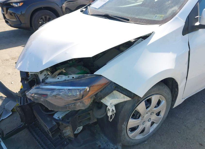 Photo 6 of 2017 Toyota Corolla LE (VIN 2T1BURHE3HC900328)