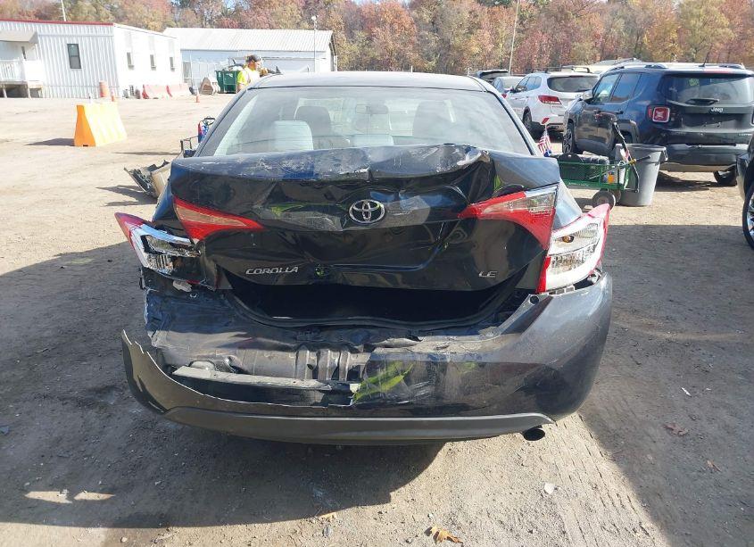 Photo 15 of 2017 Toyota Corolla LE (VIN 2T1BURHE3HC909577)