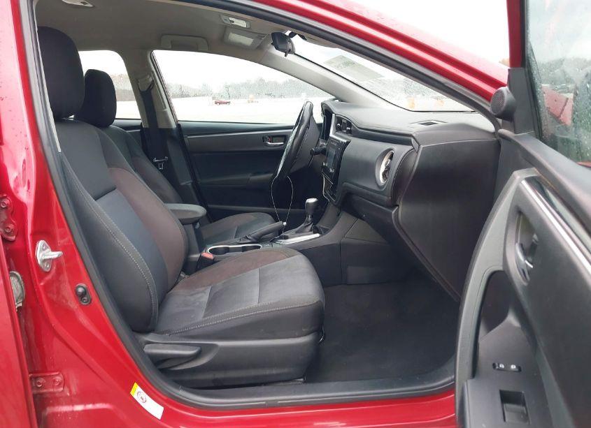 Photo 5 of 2017 Toyota Corolla LE (VIN 2T1BURHE3HC914553)