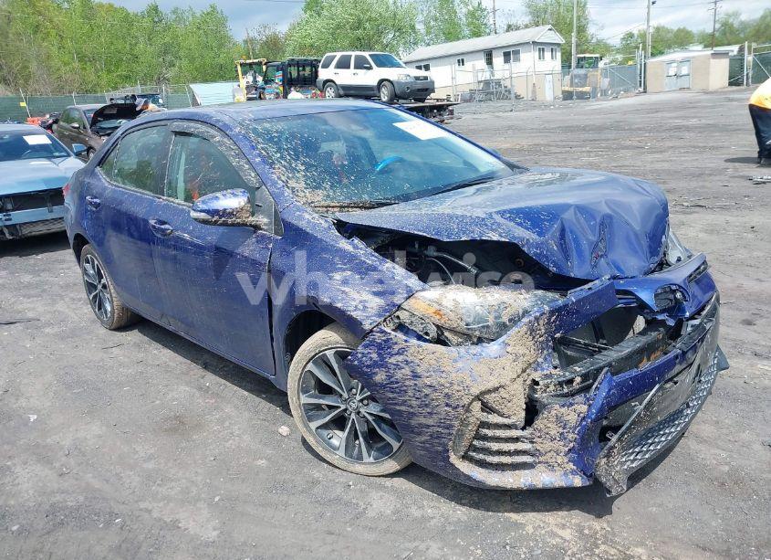2017 Toyota Corolla SE (VIN 2T1BURHE3HC916318) main photo