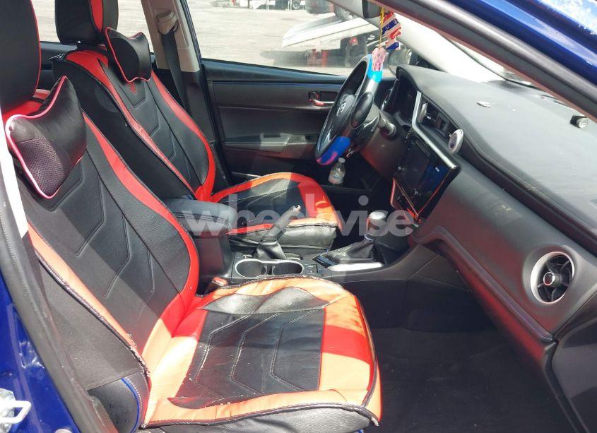 Photo 5 of 2017 Toyota Corolla SE (VIN 2T1BURHE3HC916318)