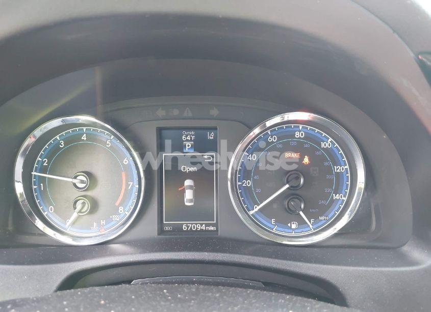 Photo 7 of 2017 Toyota Corolla SE (VIN 2T1BURHE3HC916318)