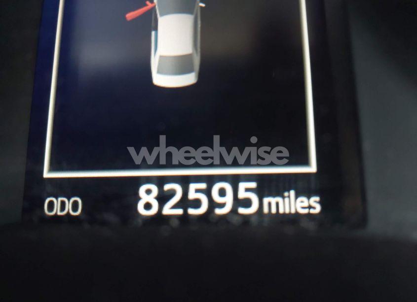 Photo 16 of 2017 Toyota Corolla SE (VIN 2T1BURHE3HC920515)